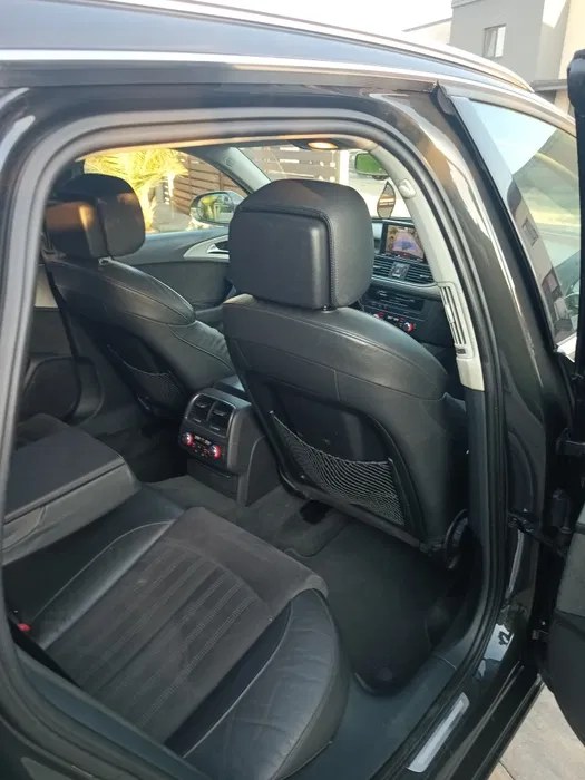 Interior Audi A6, banchetă spate din piele – transfer aeroport Alba Iulia